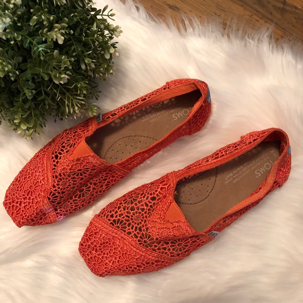 Coral Lace Slip On